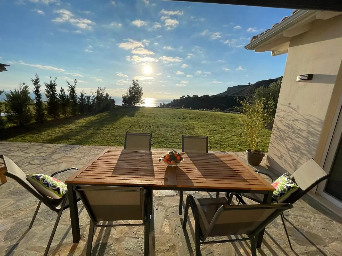 Villanet Seaview Mola Kalyva