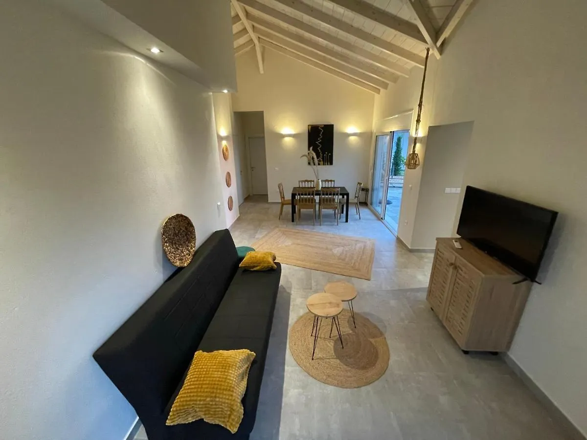 Villanet Seaview Mola Kalyva Villa